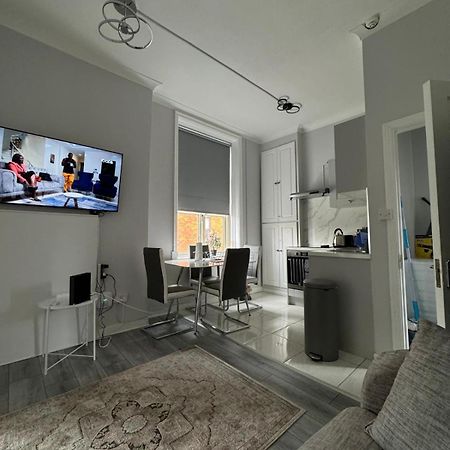 Modern 2-Bedroom Apartment-Dublin City Extérieur photo