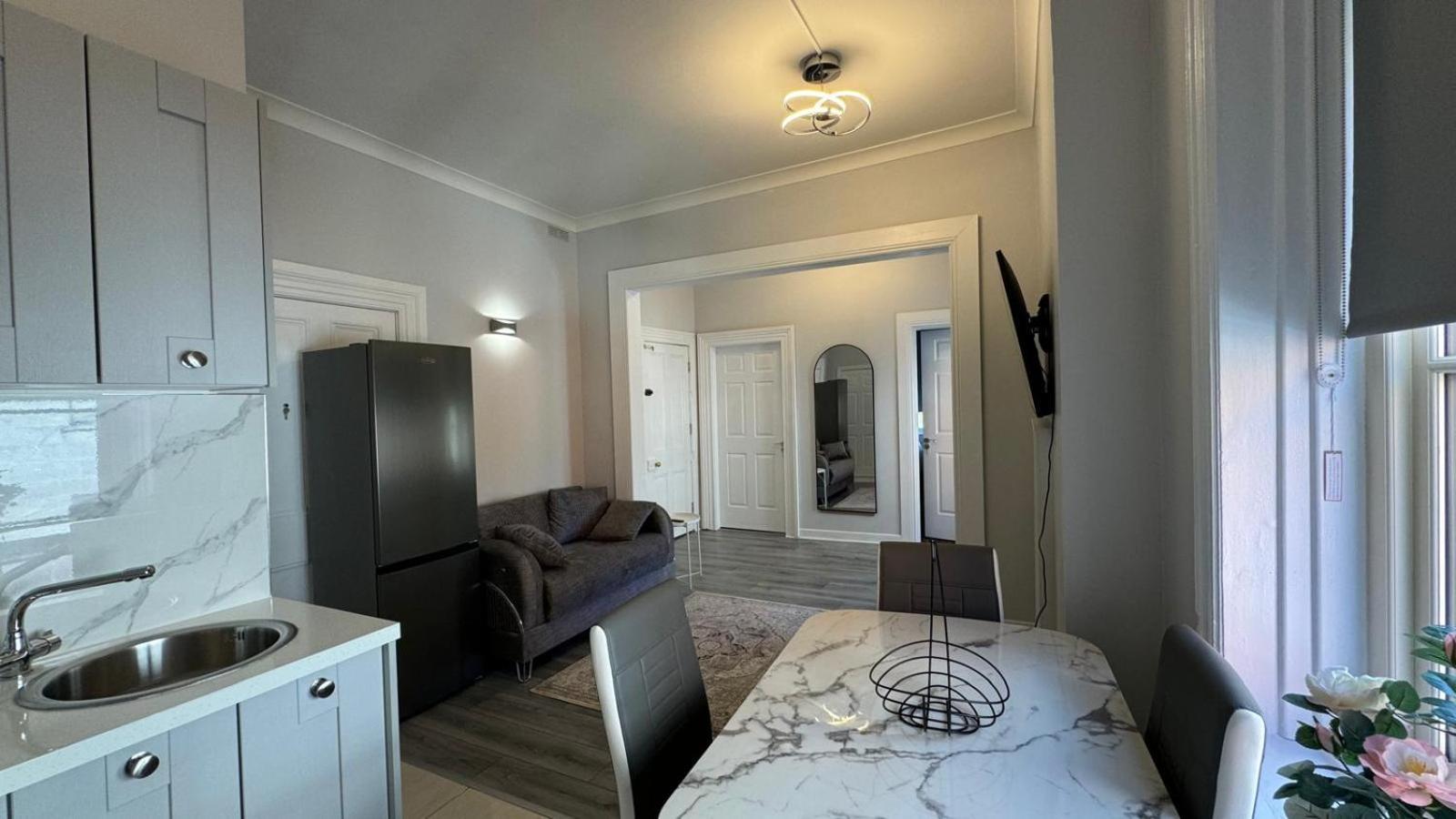 Modern 2-Bedroom Apartment-Dublin City Extérieur photo