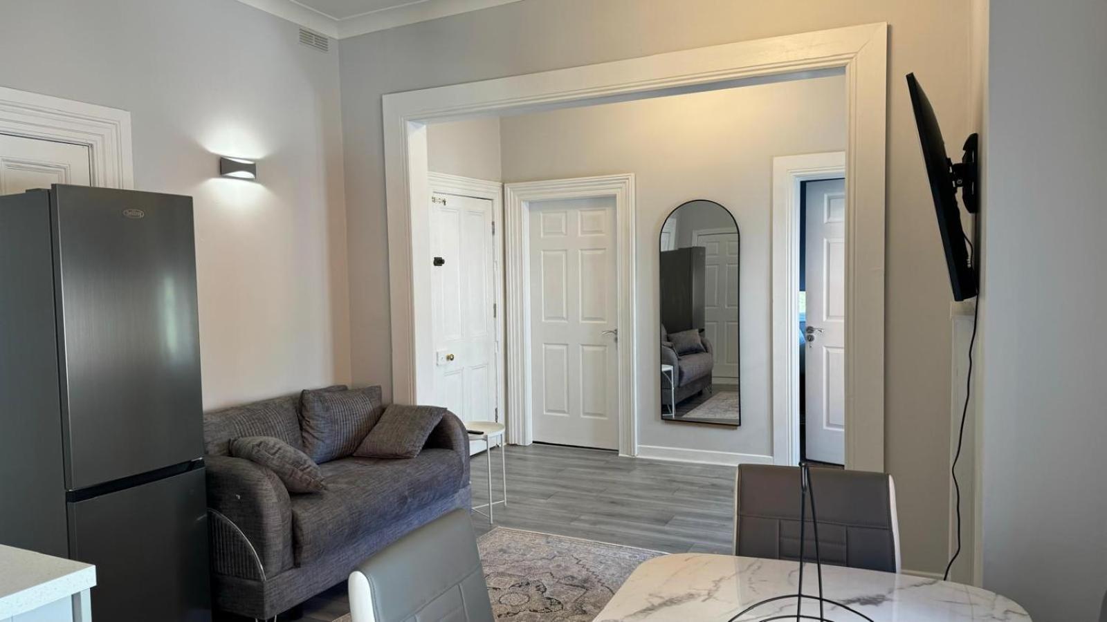 Modern 2-Bedroom Apartment-Dublin City Extérieur photo